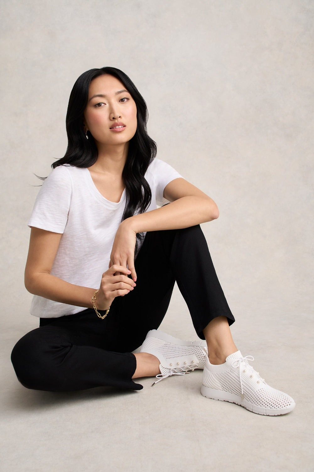 8A_S32053.000_2-SM.jpg